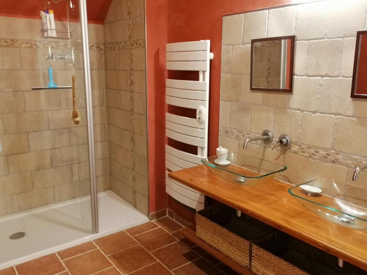 Maison Renovee En Pierres Sejour Spacieux Avec Jardin Et Terrasse Amenagee Pres Omaha Beach & Bayeux A 5Mn De La Mer Tous Commerces Commes Eksteriør bilde