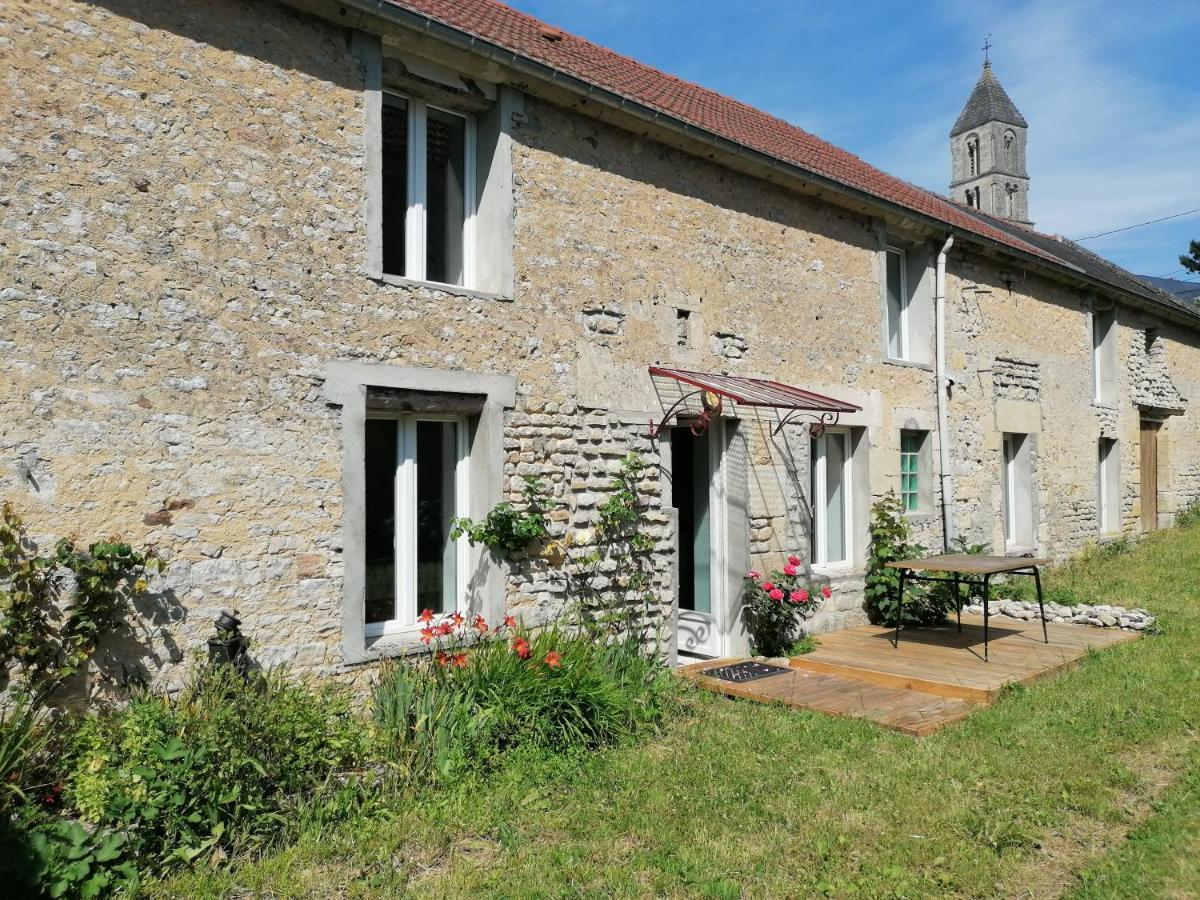 Maison Renovee En Pierres Sejour Spacieux Avec Jardin Et Terrasse Amenagee Pres Omaha Beach & Bayeux A 5Mn De La Mer Tous Commerces Commes Eksteriør bilde