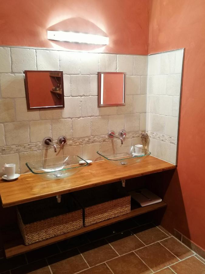 Maison Renovee En Pierres Sejour Spacieux Avec Jardin Et Terrasse Amenagee Pres Omaha Beach & Bayeux A 5Mn De La Mer Tous Commerces Commes Eksteriør bilde
