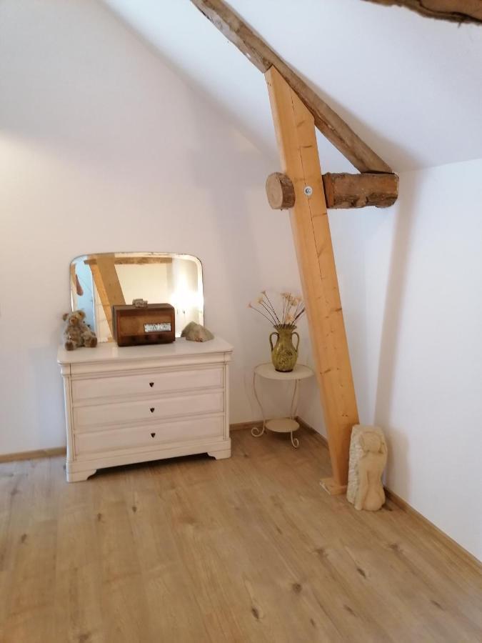 Maison Renovee En Pierres Sejour Spacieux Avec Jardin Et Terrasse Amenagee Pres Omaha Beach & Bayeux A 5Mn De La Mer Tous Commerces Commes Eksteriør bilde