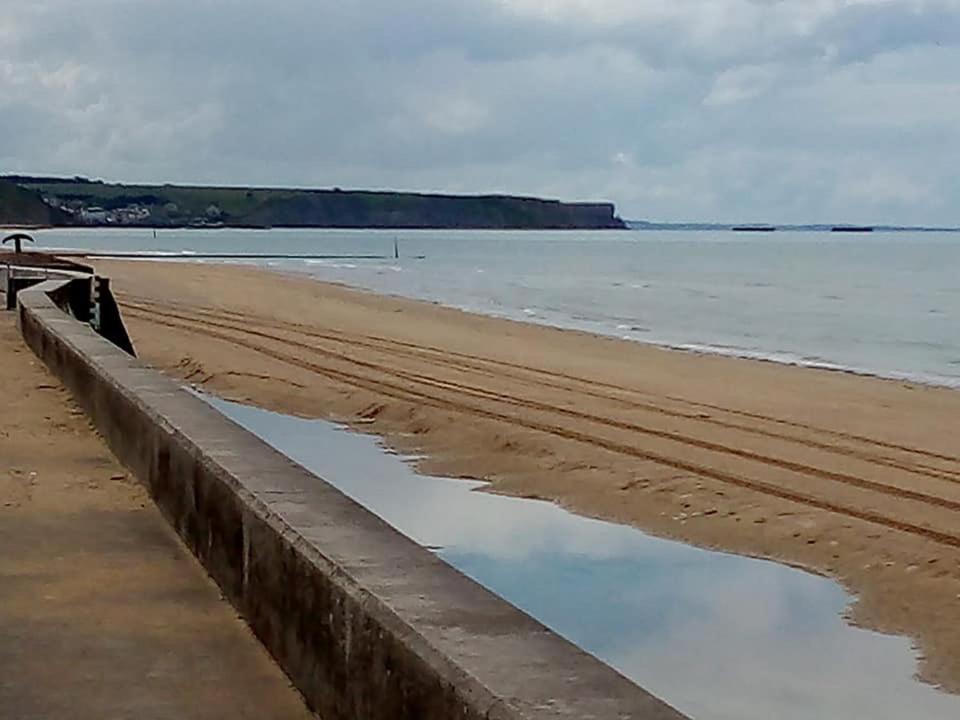 Maison Renovee En Pierres Sejour Spacieux Avec Jardin Et Terrasse Amenagee Pres Omaha Beach & Bayeux A 5Mn De La Mer Tous Commerces Commes Eksteriør bilde